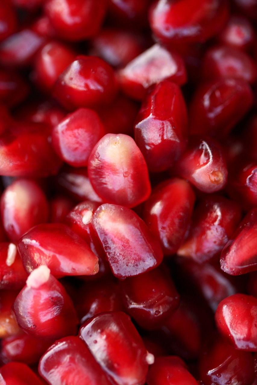 pomegranate, fruit, red, one, sour, healthy, ascorbic acid, fresh, diet, healthy lifestyle, vitamin, citrus, vegetarian, garden, food, pomegranate, pomegranate, pomegranate, nature, pomegranate, pomegranate