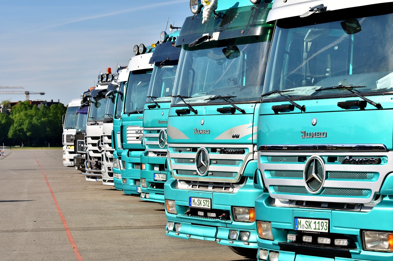 truck, trucks, commercial vehicle, mercedes, transport, vice, tractor, automobile, traffic, truck, truck, truck, truck, truck, trucks, trucks